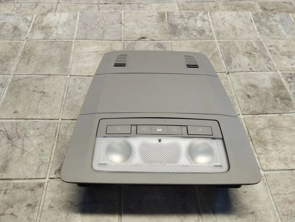 Front seat light – Opel Insignia A (2008-2017)