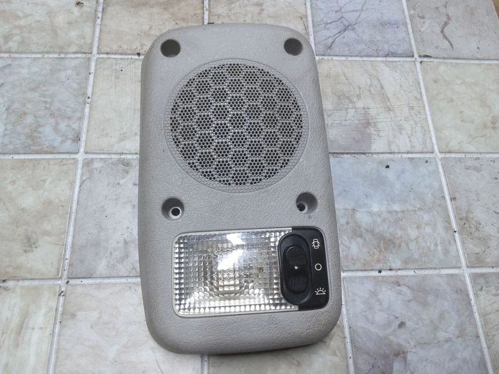 Front seat light – Citroen Berlingo (2003-2007)