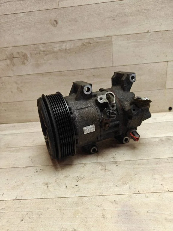 Air conditioning (A/C) compressor (pump) – Toyota Avensis T250 (2006-2009)