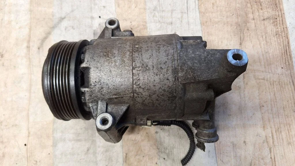 Air conditioning (A/C) compressor (pump) 383601234