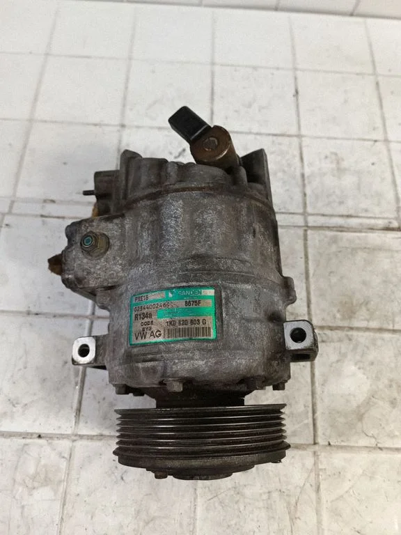 Air conditioning (A/C) compressor (pump) – Volkswagen Touran I (2003-2010)