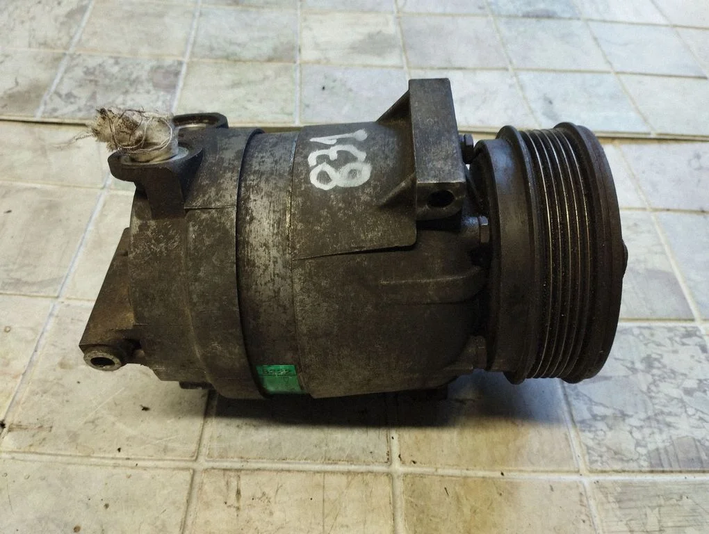 Air conditioning (A/C) compressor (pump) 1135322