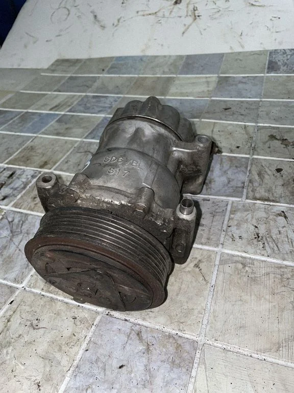 Air conditioning (A/C) compressor (pump) 9655191680