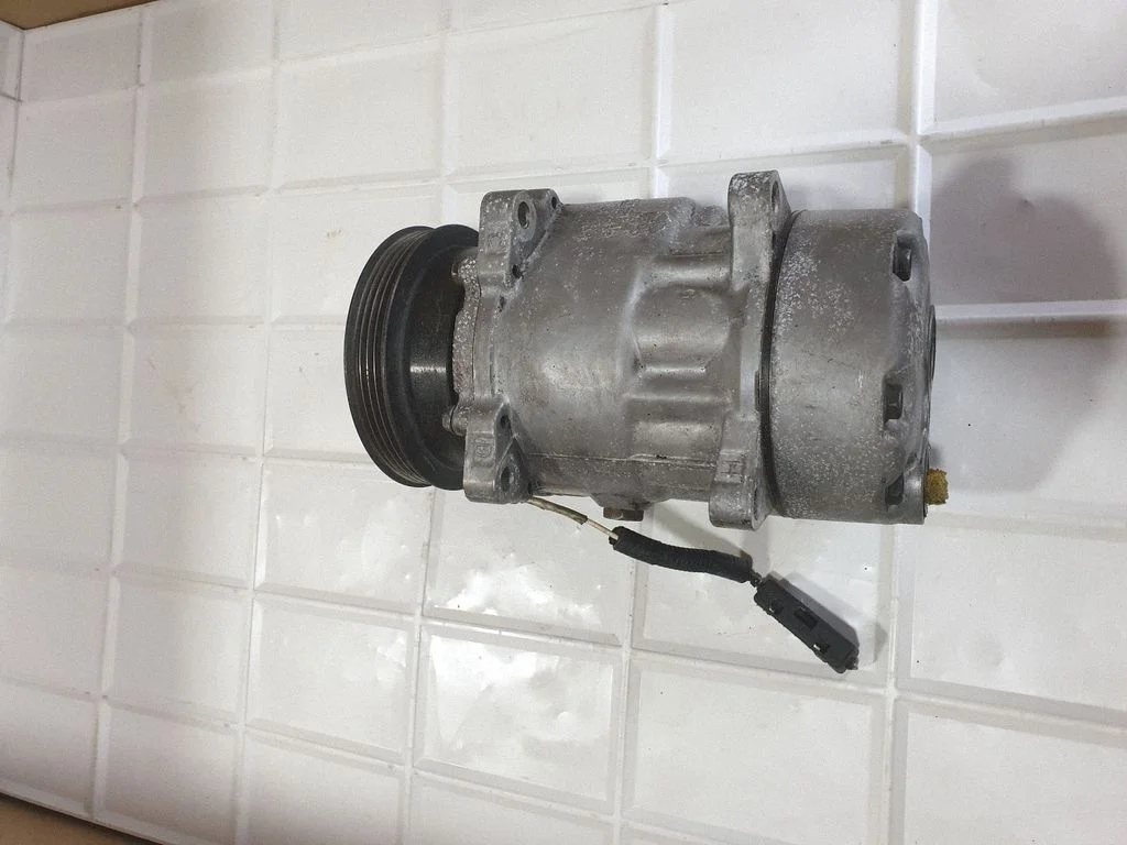 Kliimakompressor (pump) – Renault Scenic I (1996-2003)