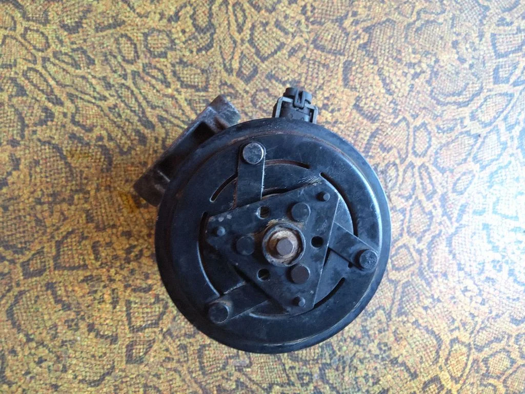 Kliimakompressor (pump) – Renault Scenic II - Grand scenic II (2003-2006)