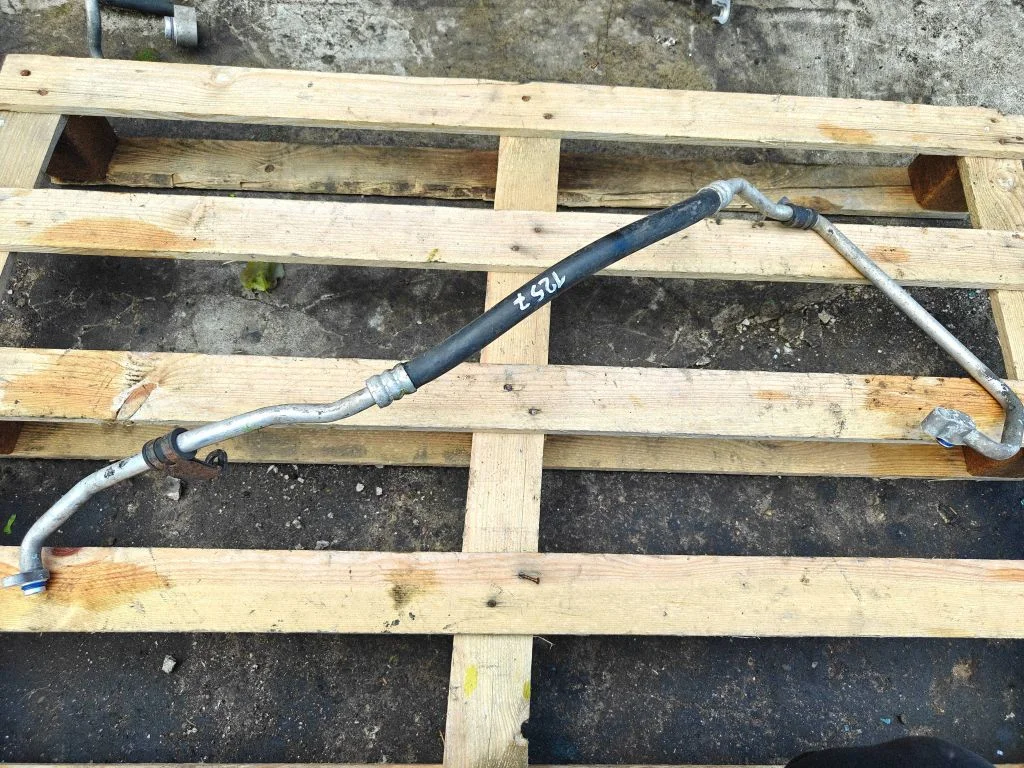 Air conditioning (A/C) pipe/hose