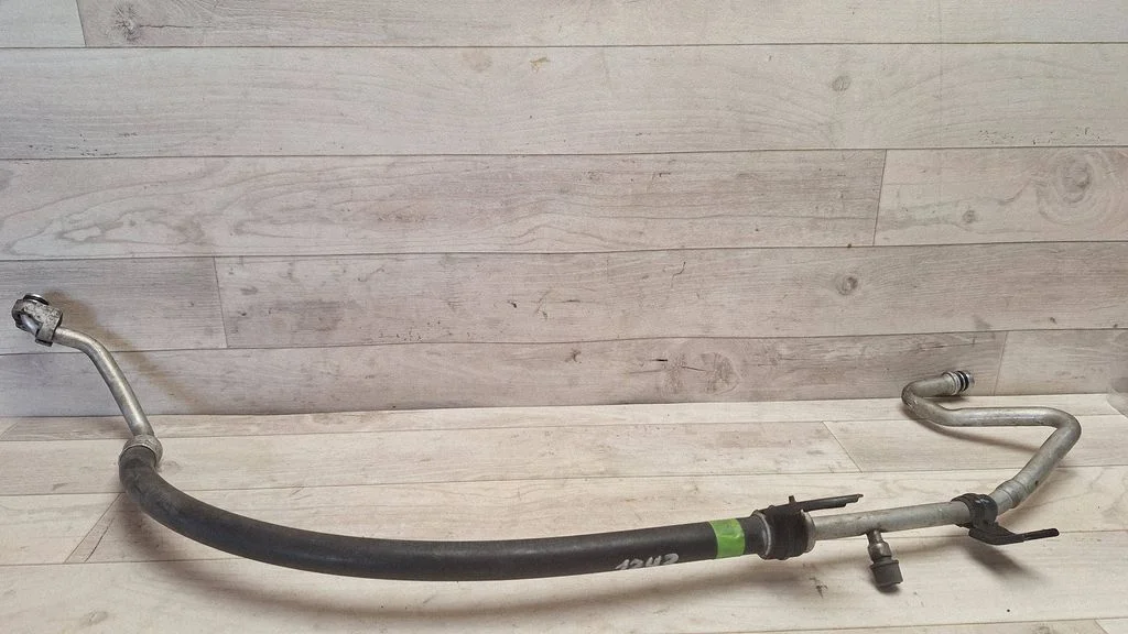 Air conditioning (A/C) pipe/hose