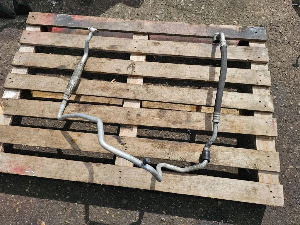 Air conditioning (A/C) pipe/hose 1T0820743AP