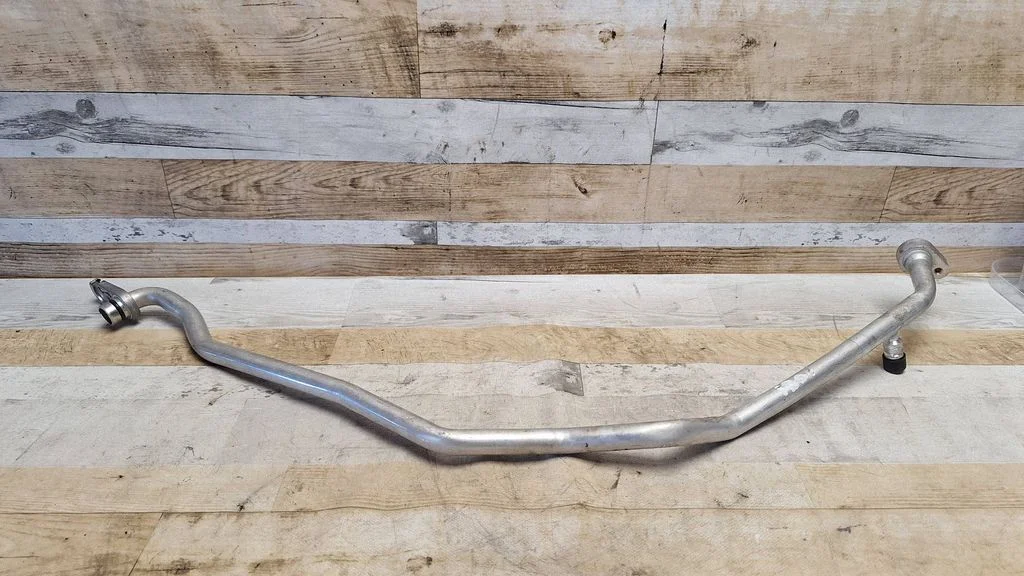 Air conditioning (A/C) pipe/hose