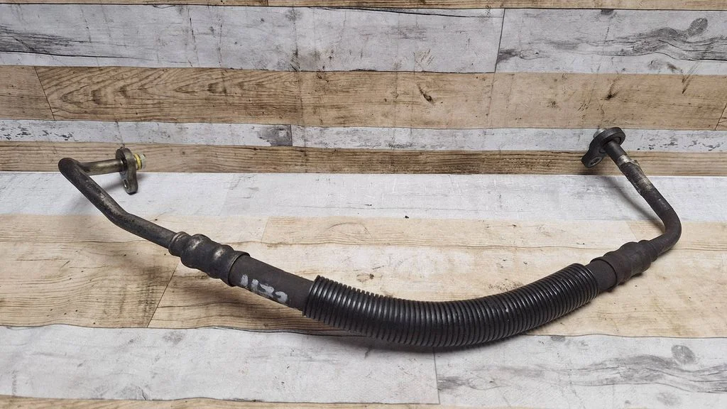 Air conditioning (A/C) pipe/hose