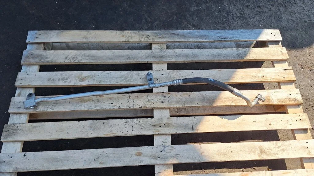 Air conditioning (A/C) pipe/hose 920192703