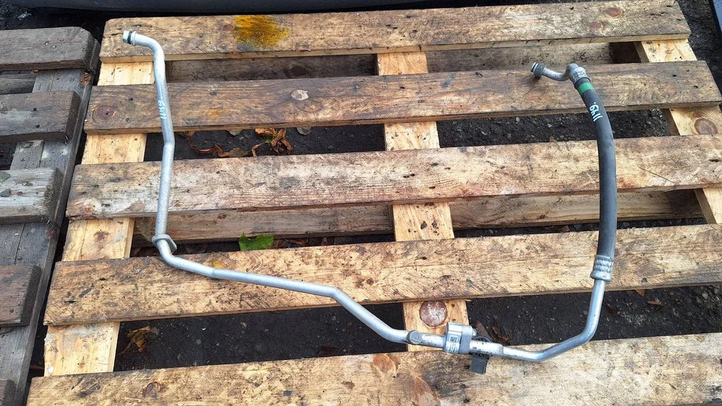 Air conditioning (A/C) pipe/hose 8870702030