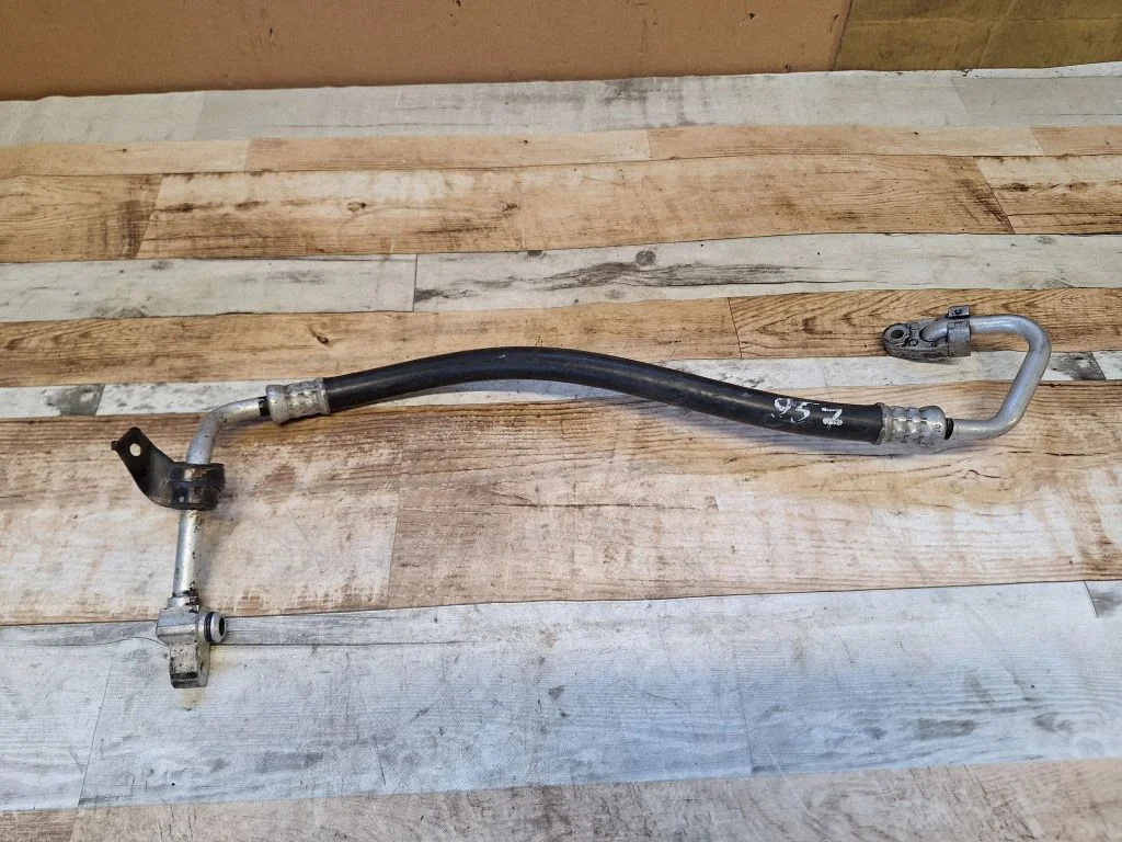 Air conditioning (A/C) pipe/hose – Toyota Yaris Verso (1999-2005)