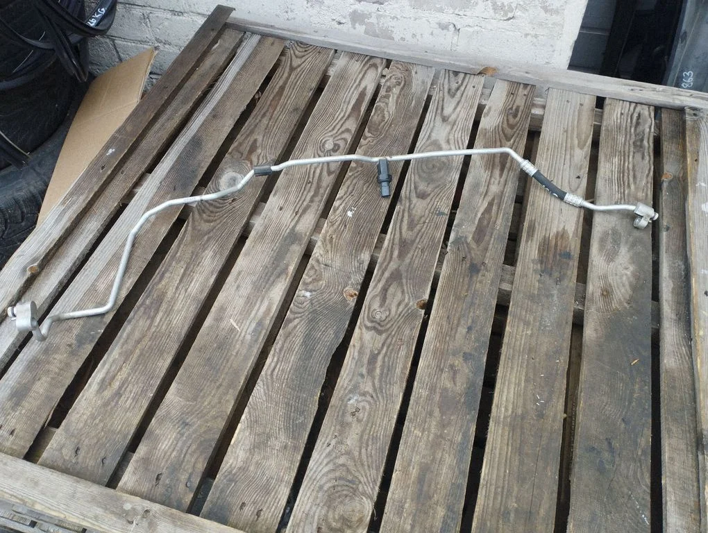 Air conditioning (A/C) pipe/hose – BMW 5 Series GT F07 (2010-2017)