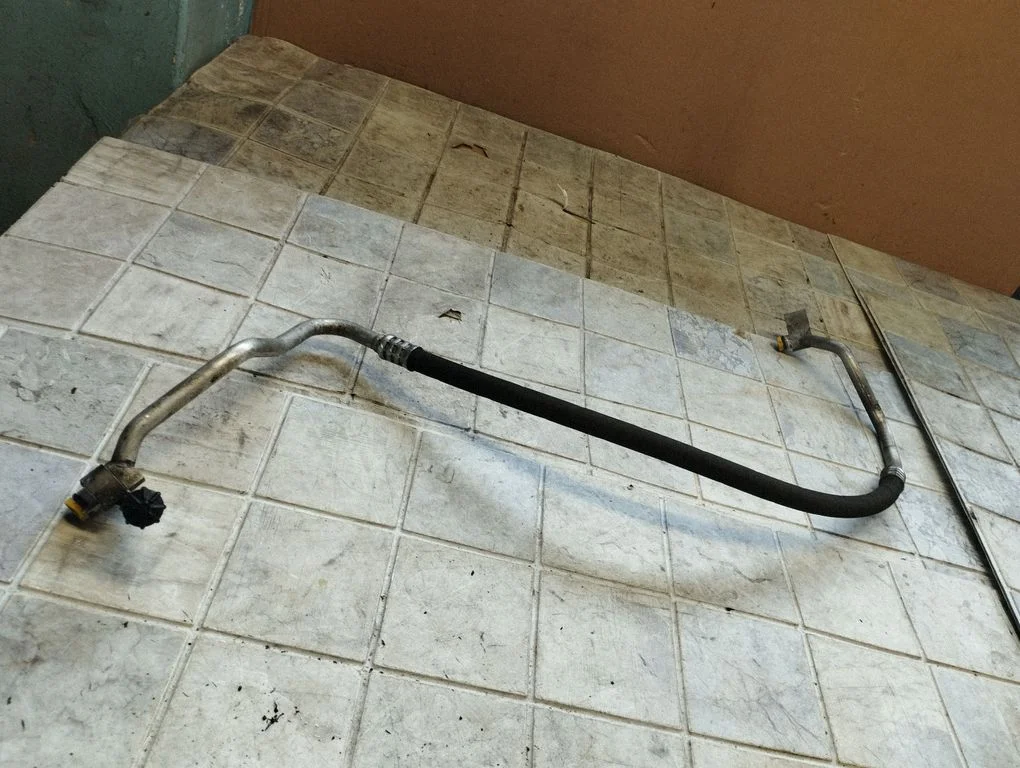 Air conditioning (A/C) pipe/hose 912000406