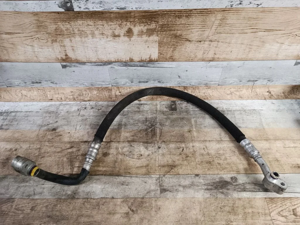 Air conditioning (A/C) pipe/hose 4F0260701L