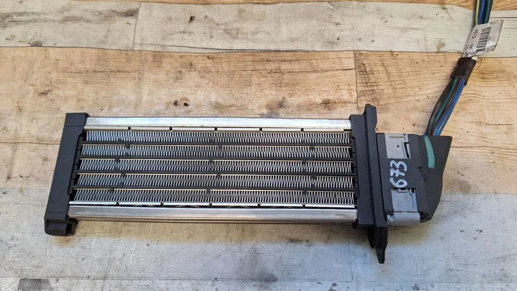 Elektriskais salona krāsniņas radiators 0575649