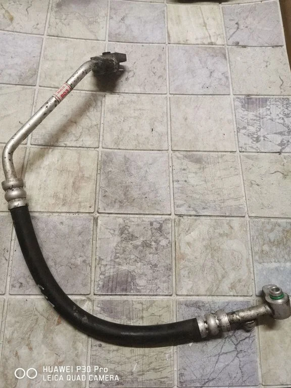 Air conditioning (A/C) pipe/hose R134A