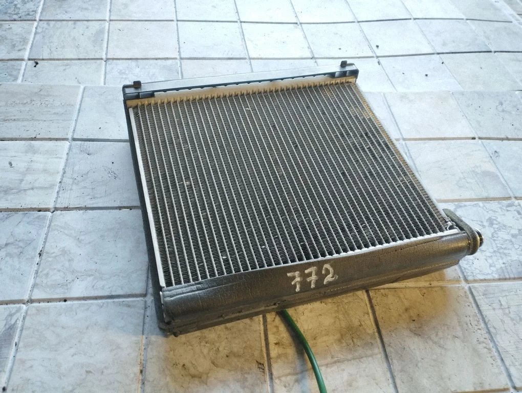 Electric cabin heater radiator