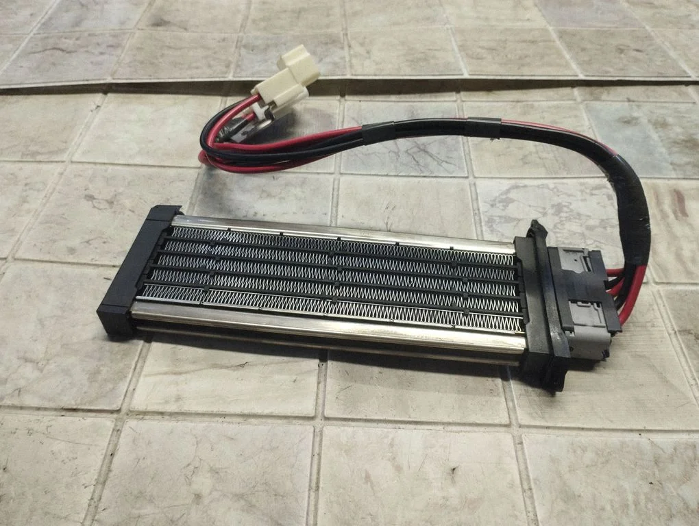Elektriline salongi küttekeha radiaator A5241402400