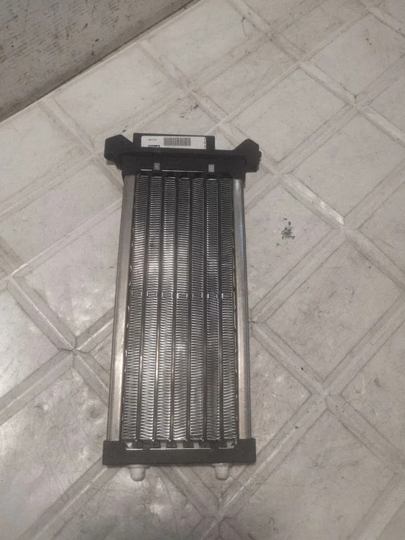 Elektriskais salona krāsniņas radiators 03T206N0119