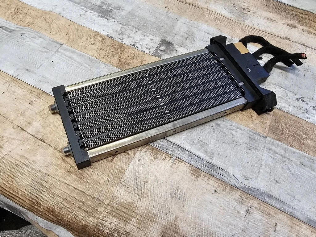 Elektriskais salona krāsniņas radiators 4B1819011