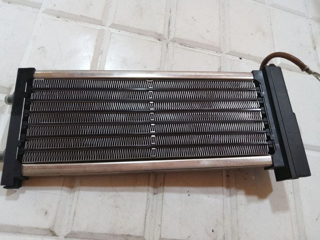 Electric cabin heater radiator F661826M