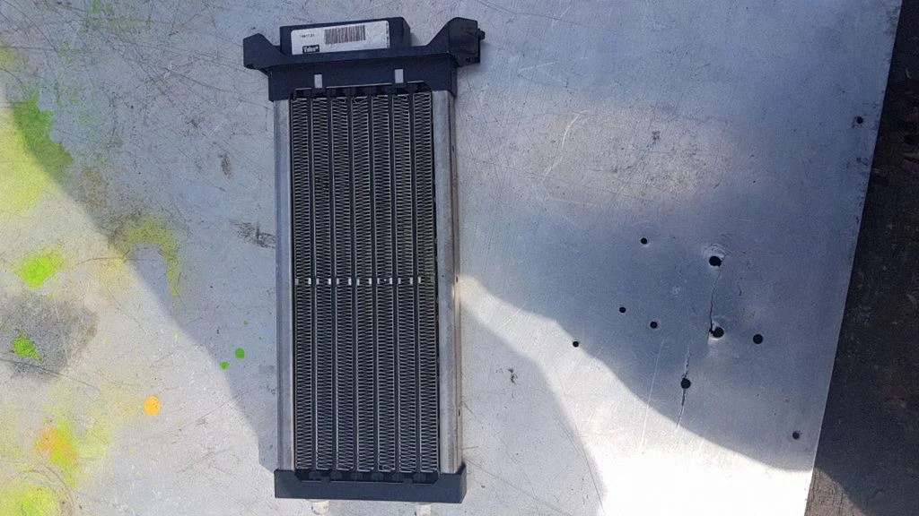 Elektriskais salona krāsniņas radiators 4B1819011