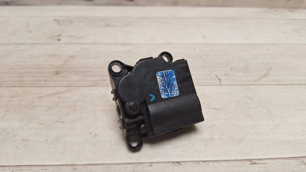 Air flap motor/actuator D332JY9AA02