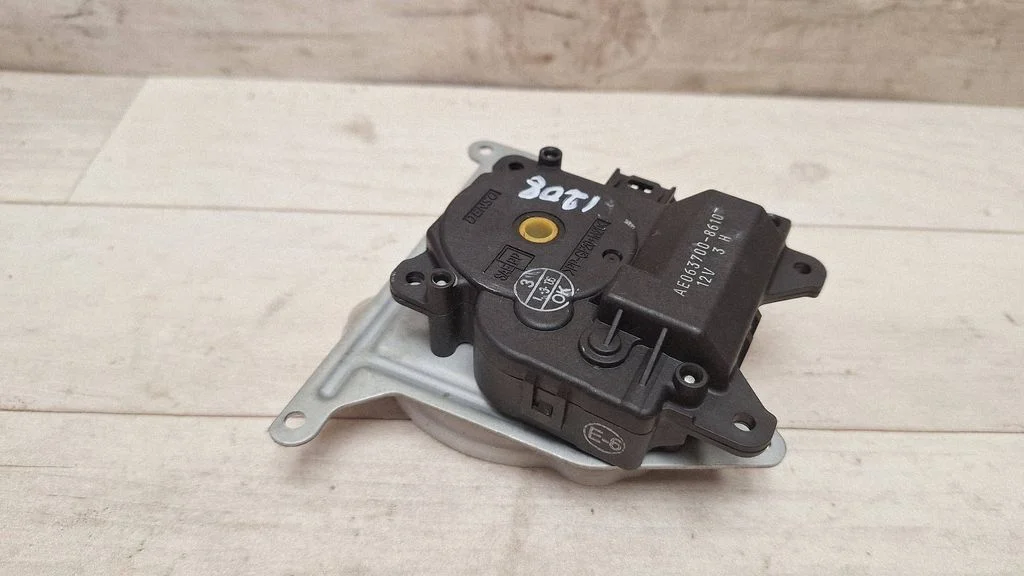 Air flap motor/actuator AE0637008610