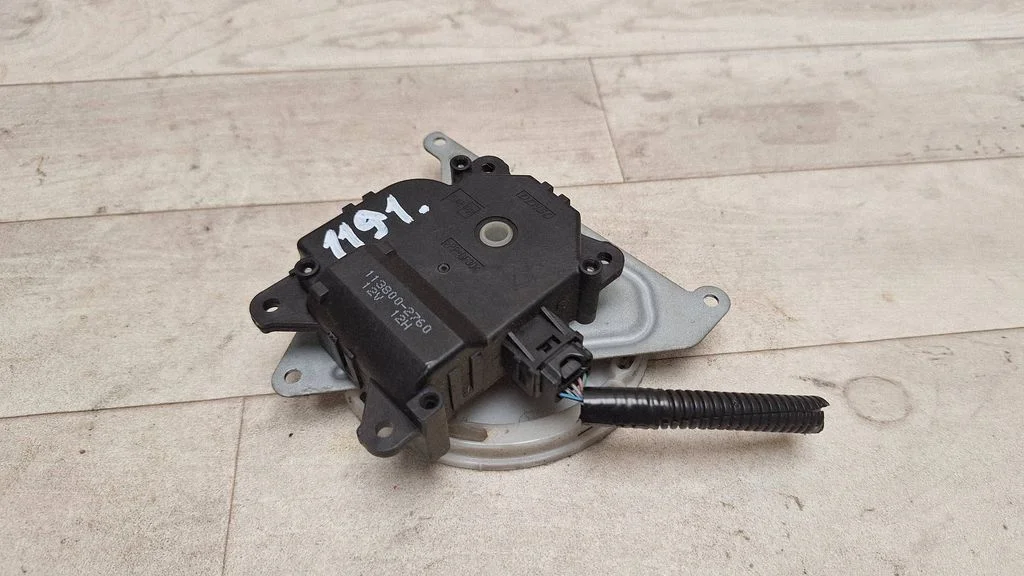 Gaisa aizvara motoriņš/aktuators 1138002760