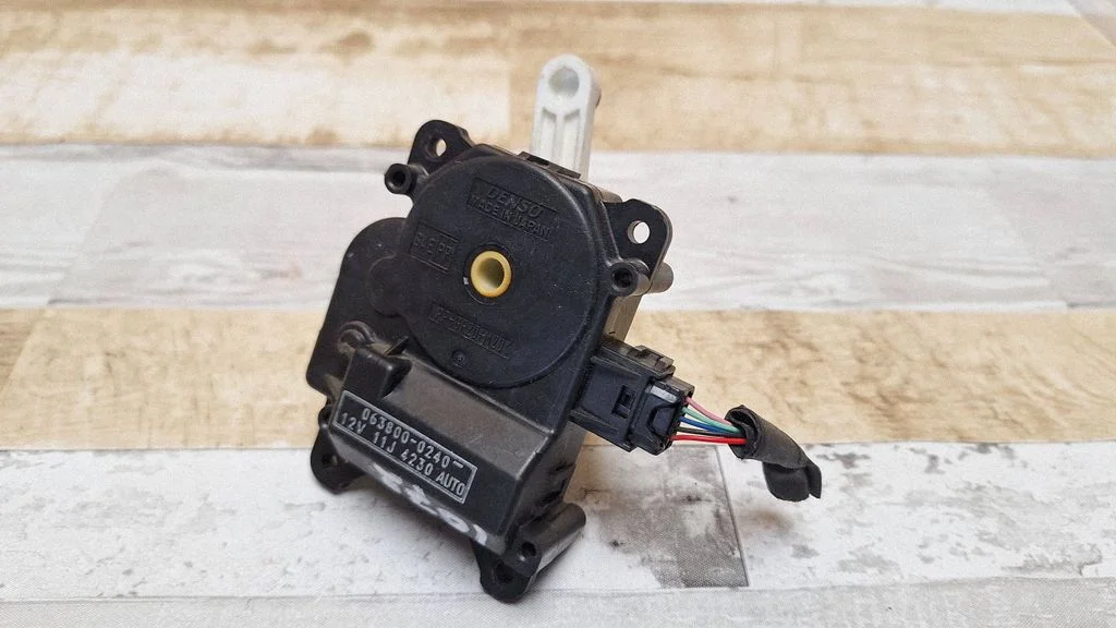 Air flap motor/actuator – Toyota Prius (NHW20) (2003-2009)