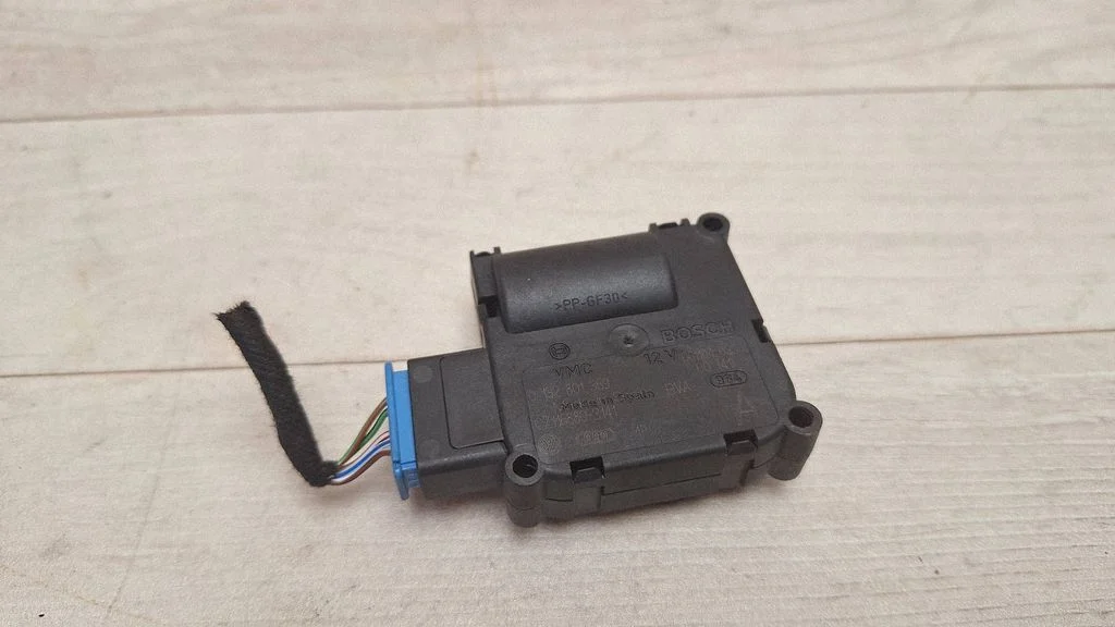 Air flap motor/actuator 0132801359