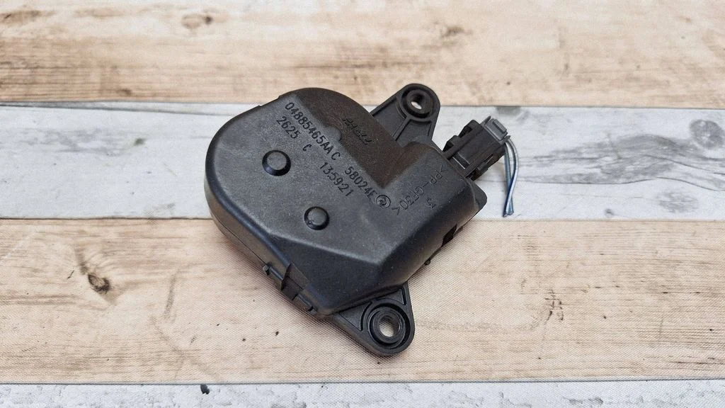 Air flap motor/actuator 04885465AAC