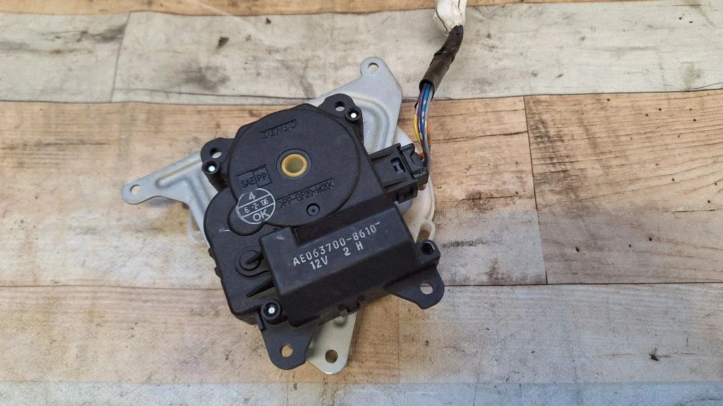 Air flap motor/actuator AE0637008610
