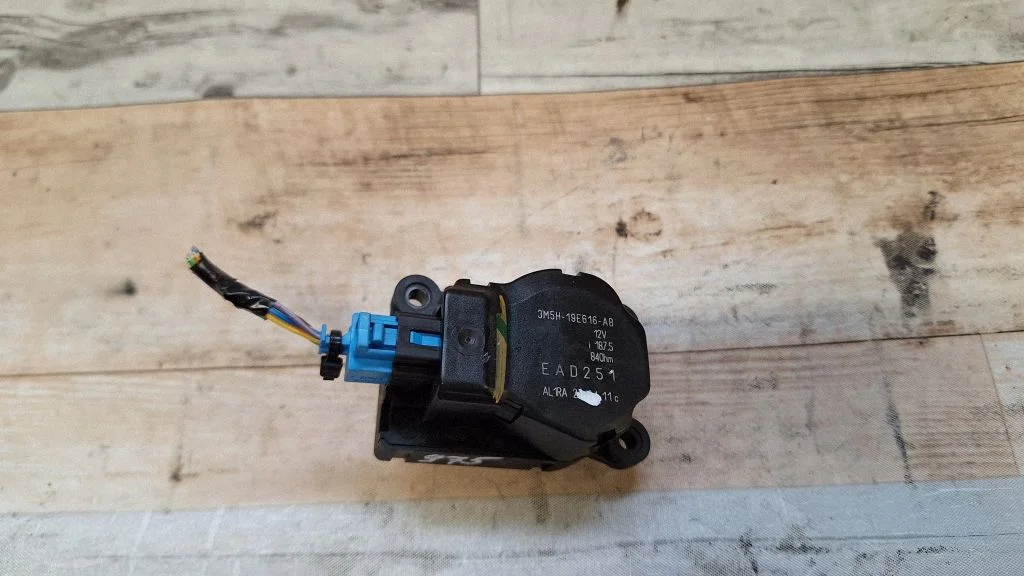 Air flap motor/actuator 3M5H19E616AB