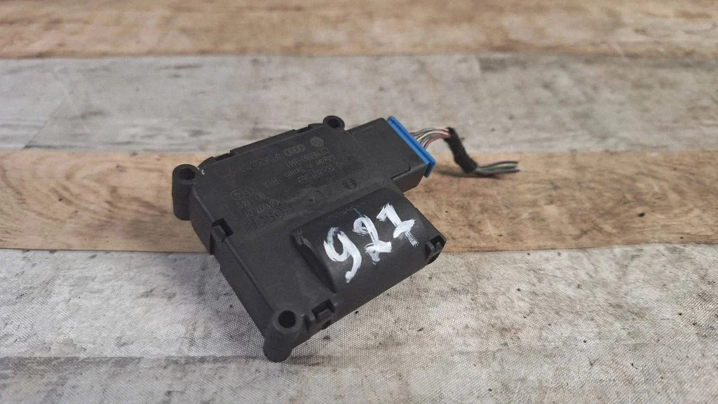 Air flap motor/actuator 4F0820511A