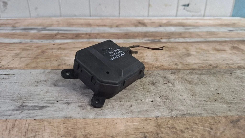 Air flap motor/actuator – Opel Astra H (2004-2012)
