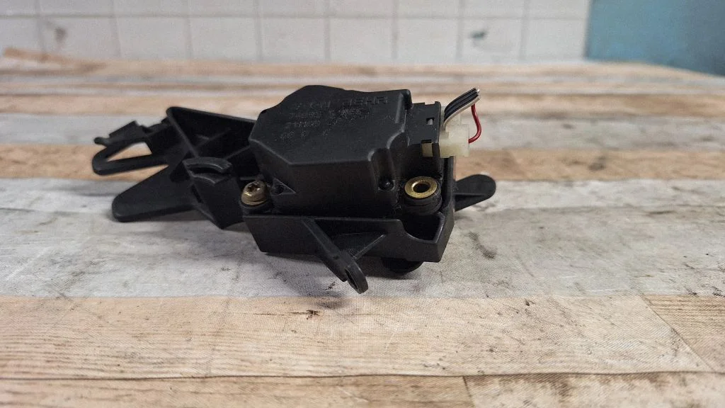 Air flap motor/actuator 74935GE0