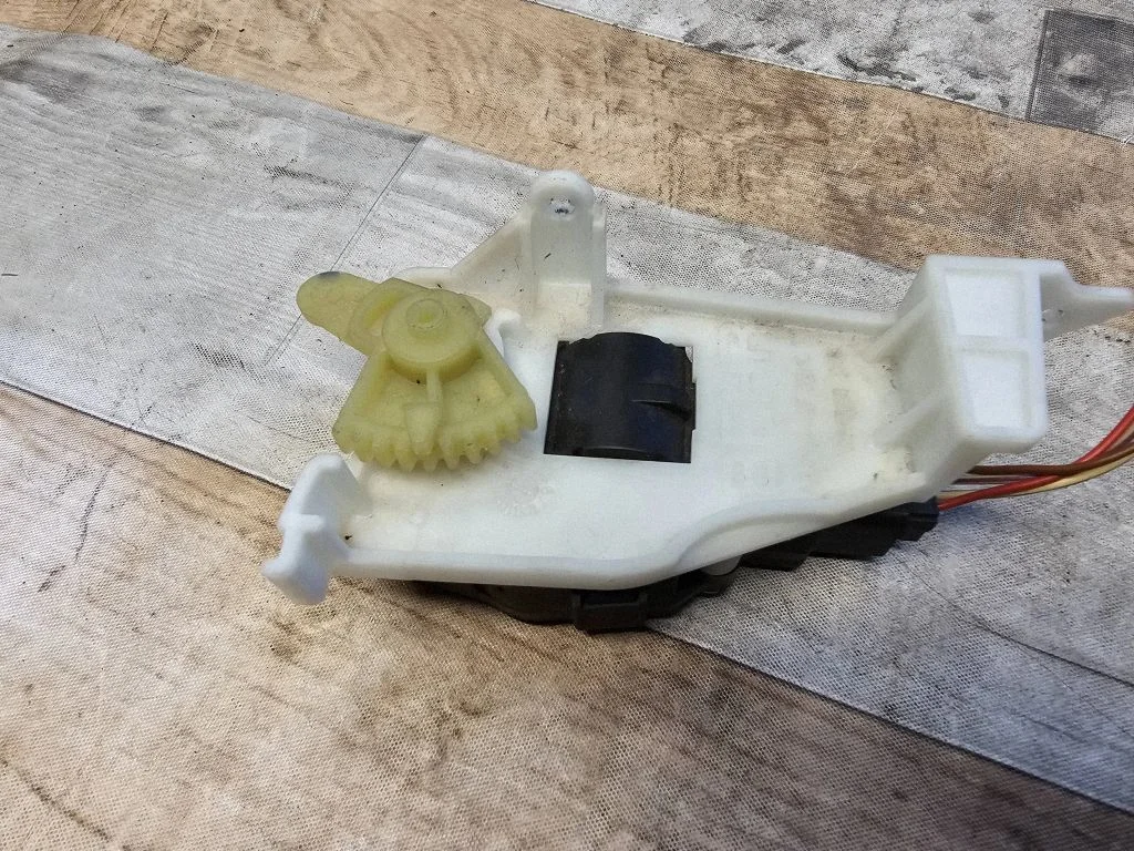 Air flap motor/actuator K9749005
