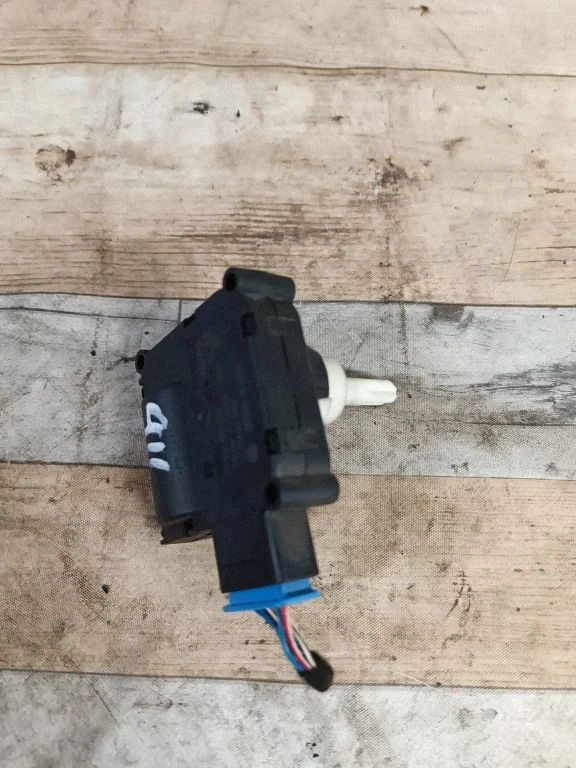 Air flap motor/actuator 0132801359