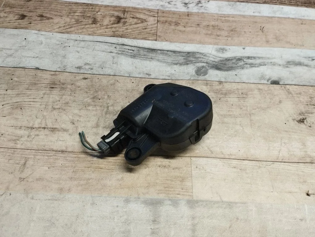 Air flap motor/actuator 04885465AA