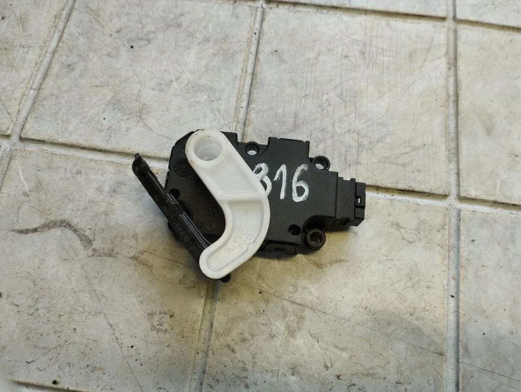 Air flap motor/actuator CZ1139300857