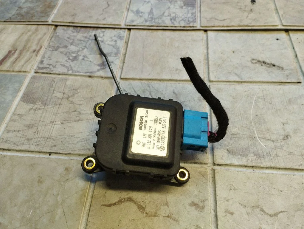Õhuklapi mootor / ajam 0132801129