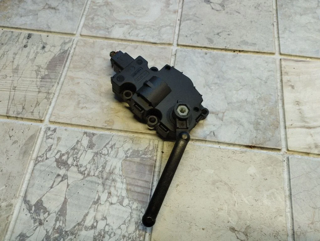 Air flap motor/actuator 410475520