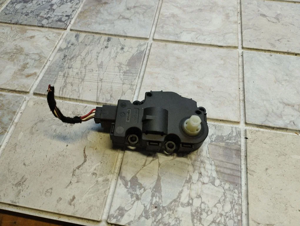 Air flap motor/actuator 410475520