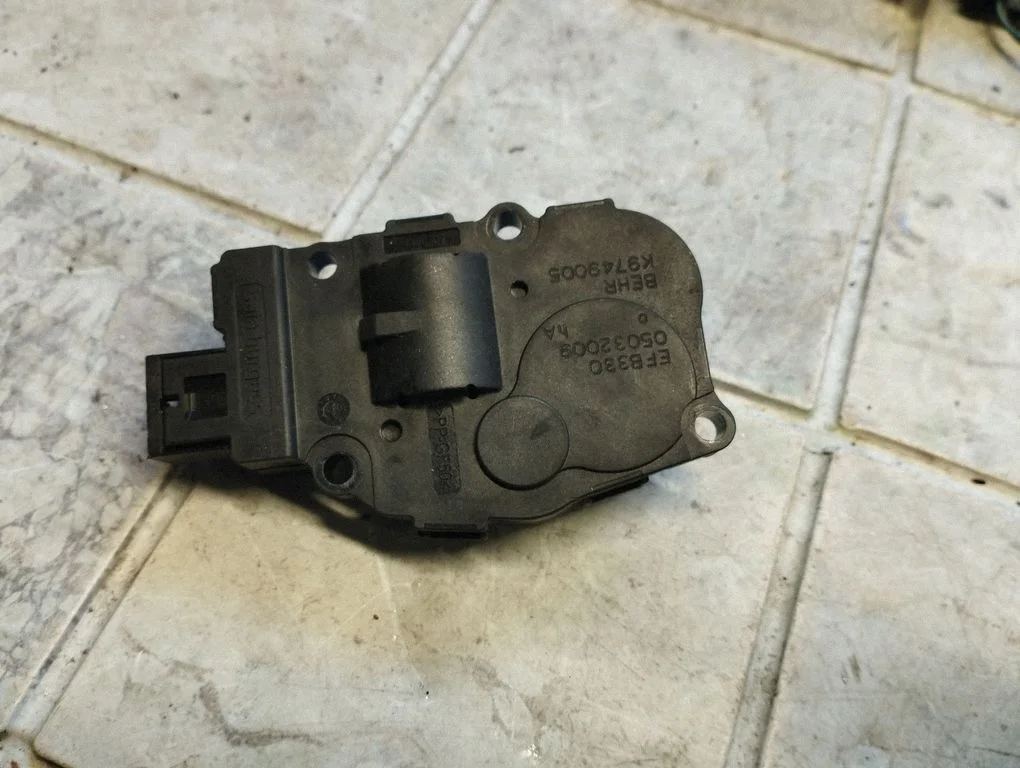 Air flap motor/actuator 410475520