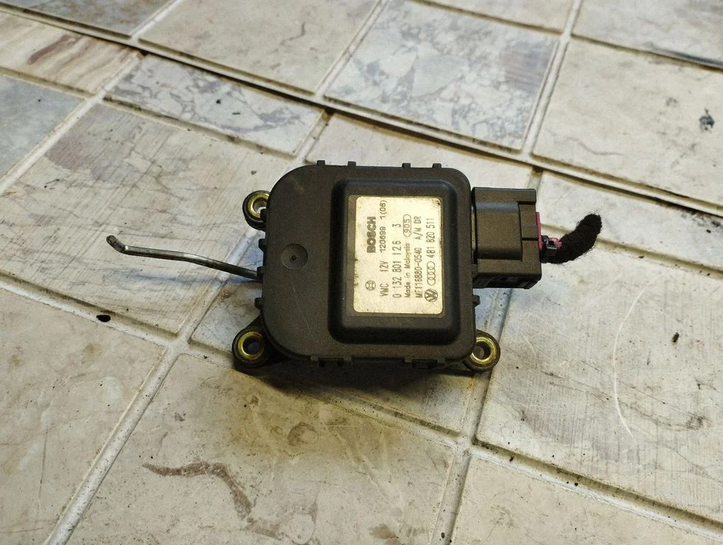 Õhuklapi mootor / ajam 0132801126