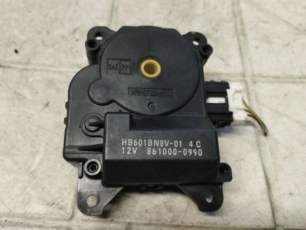 Air flap motor/actuator – Mazda 3 I (2003-2006)