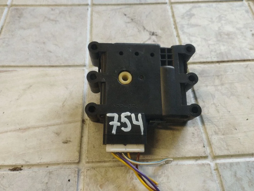 Air flap motor/actuator 3X27M